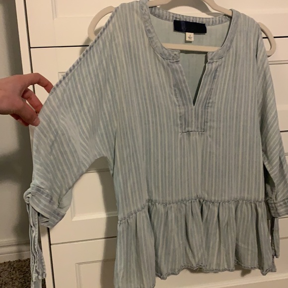 Blouse - Picture 2 of 4